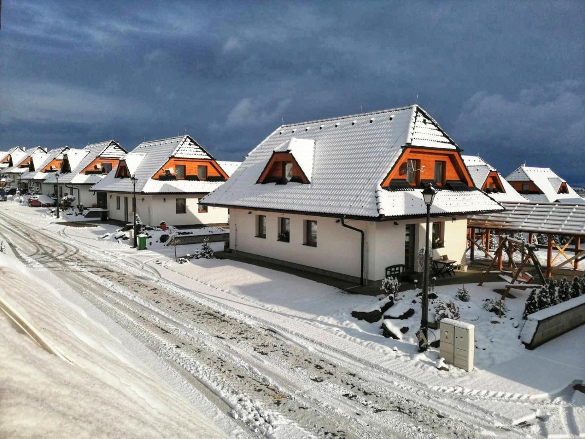 Vila Svistovka Stará Lesná エクステリア 写真