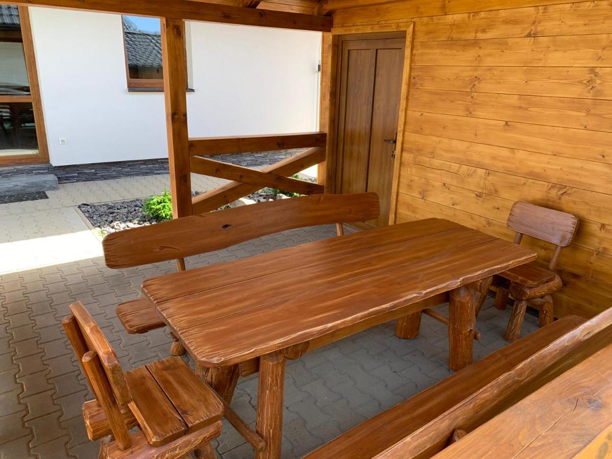 Vila Svistovka Stará Lesná エクステリア 写真