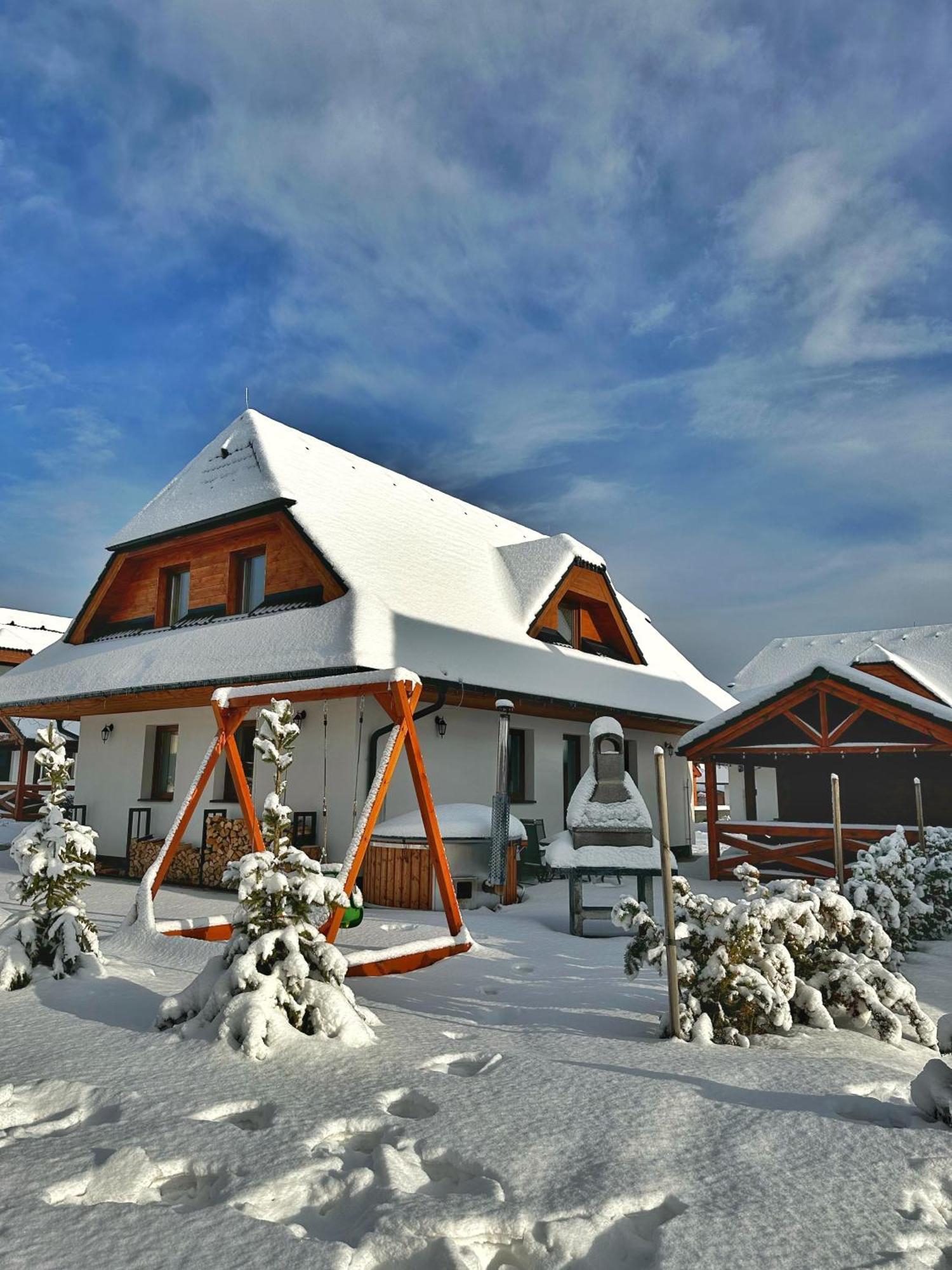 Vila Svistovka Stará Lesná エクステリア 写真