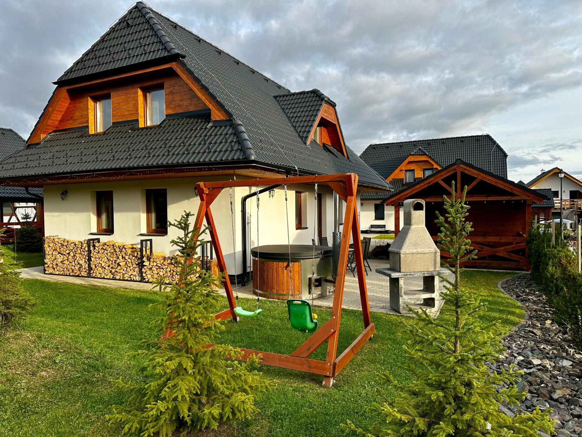 Vila Svistovka Stará Lesná エクステリア 写真